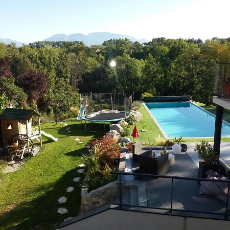 Chambres, Cuisine, Piscine, Spa, Billards, Airhockey, Nature Fillinges Kültér fotó